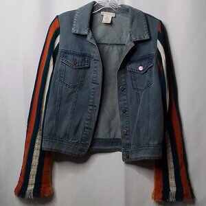 ALTAR'D STATE DENIM JACKET WITH KNITTED FRAYED SLEEVES SIZE S
